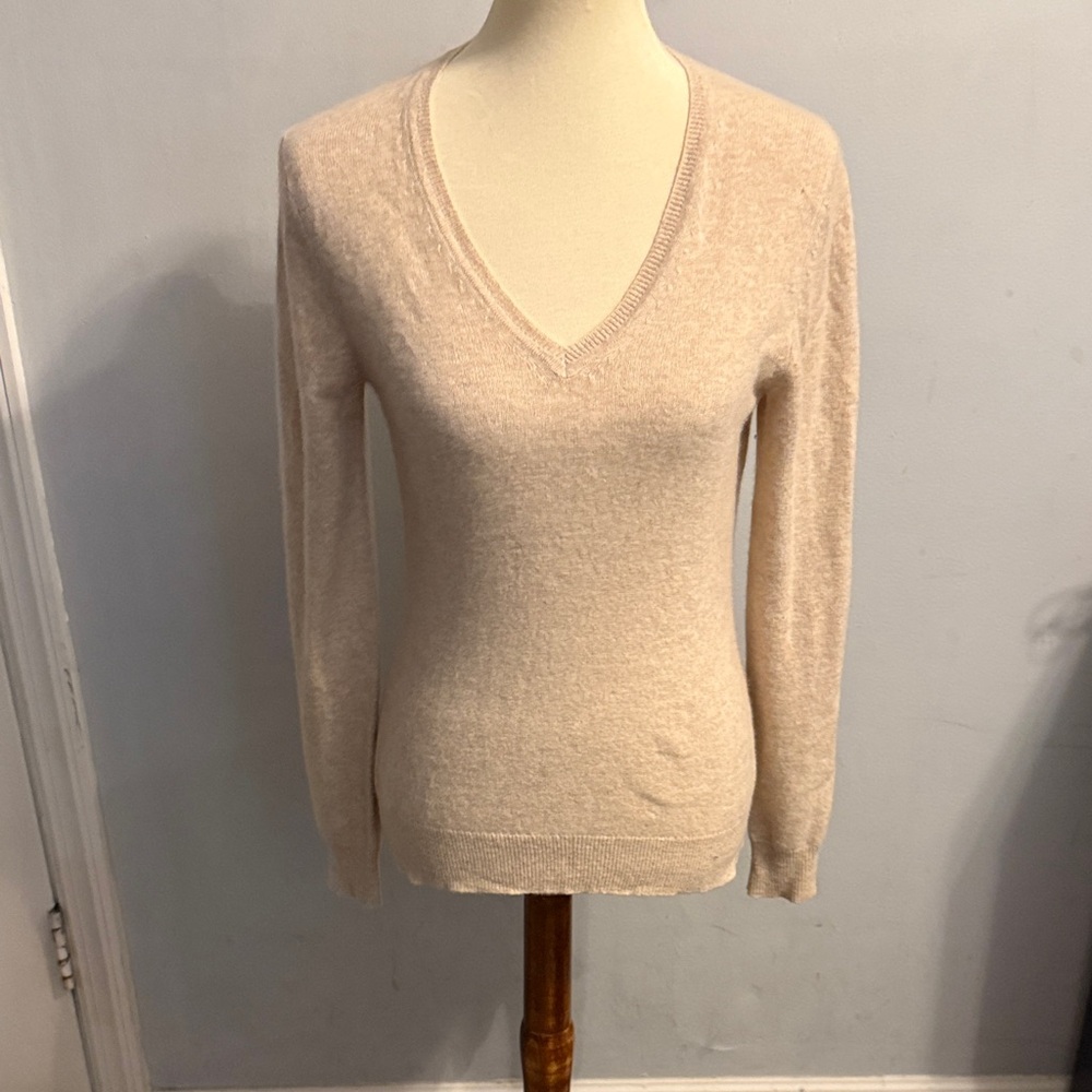 Lord & Taylor Soft Beige V-Neck Sweater